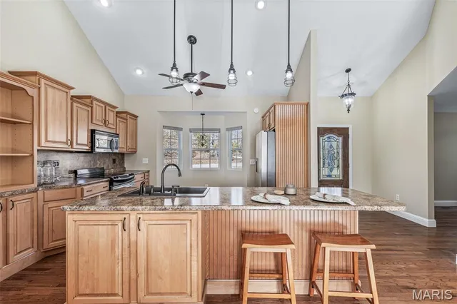 $315,000 | 10021 Debbie Place, Bonne Terre, MO 63628