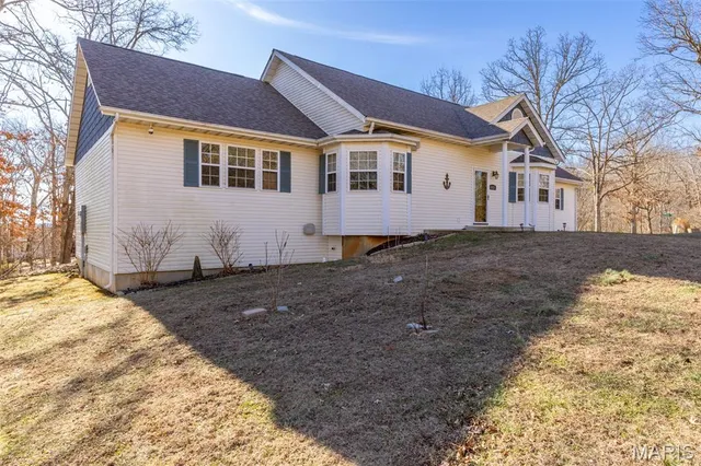 $315,000 | 10021 Debbie Place, Bonne Terre, MO 63628