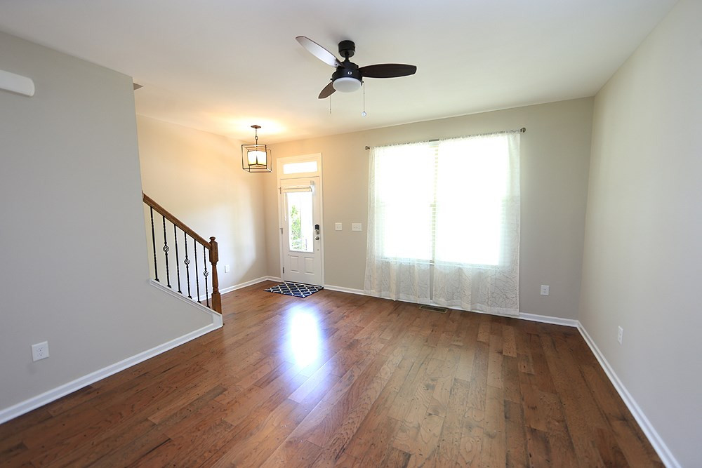 1551 Crafton Way Raleigh, NC 27607 - Photo 4 of 16 Front Entry/Living Area