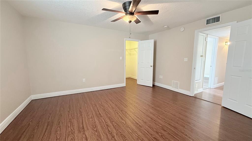 524 Orange Drive, Unit 11 Altamonte Springs, FL 32701 - Photo 14 of 27