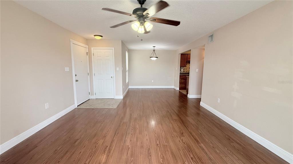 524 Orange Drive, Unit 11 Altamonte Springs, FL 32701 - Photo 3 of 27