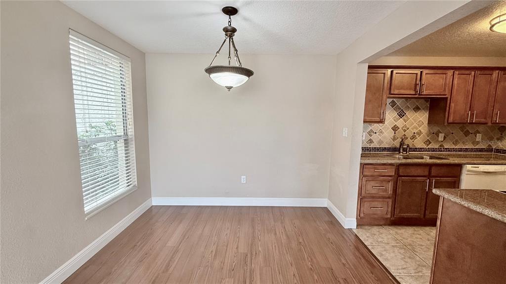 524 Orange Drive, Unit 11 Altamonte Springs, FL 32701 - Photo 4 of 27