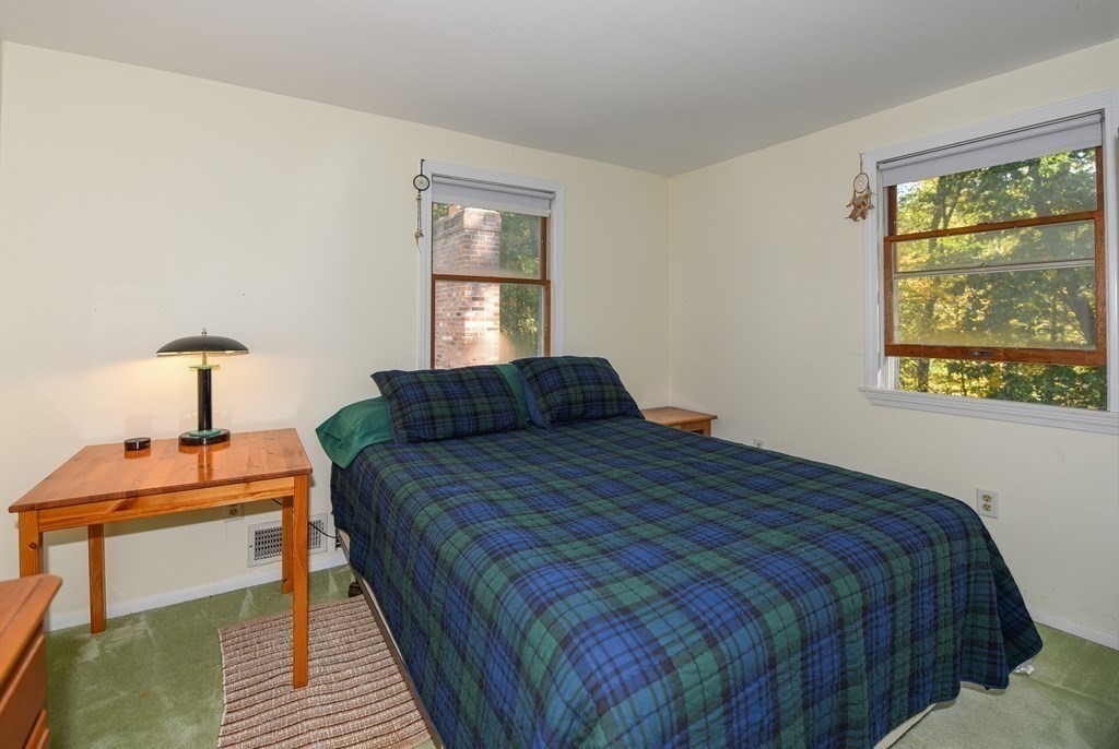 142 Park Road Chelmsford, MA 01824 - Photo 13 of 27