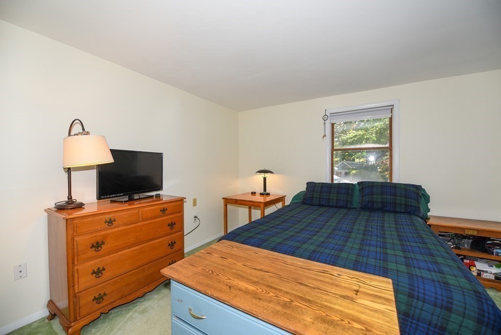 142 Park Road Chelmsford, MA 01824 - Photo 14 of 27