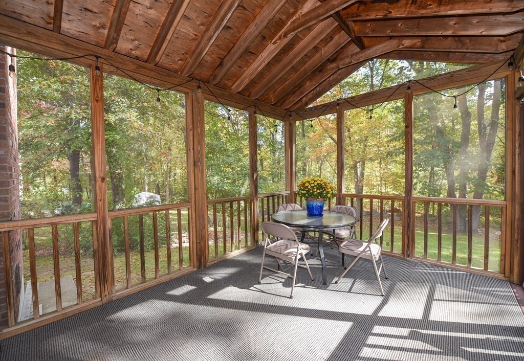 142 Park Road Chelmsford, MA 01824 - Photo 16 of 27