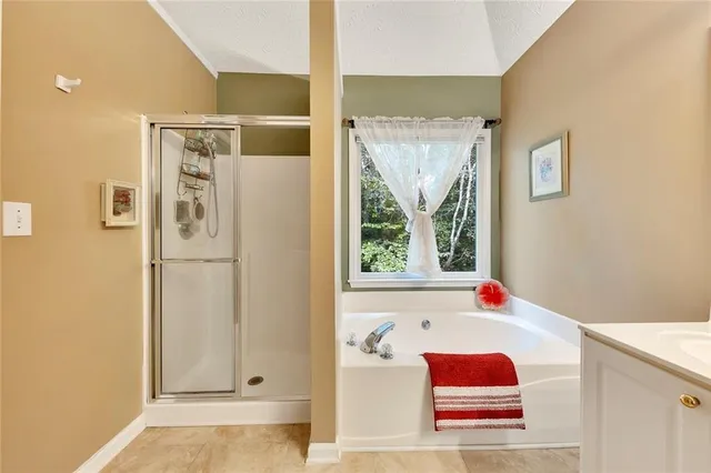 $448,500 | 800 Crow View Court, Woodstock, GA 30189