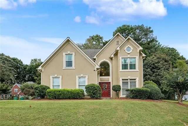 $448,500 | 800 Crow View Court, Woodstock, GA 30189