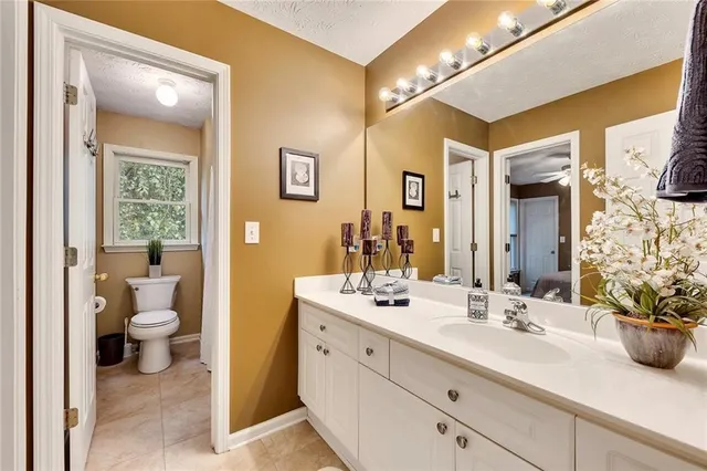 $448,500 | 800 Crow View Court, Woodstock, GA 30189