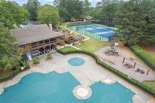 $448,500 | 800 Crow View Court, Woodstock, GA 30189