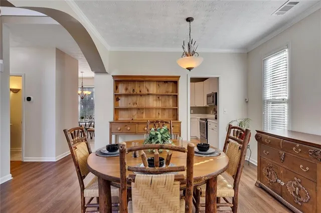 $448,500 | 800 Crow View Court, Woodstock, GA 30189