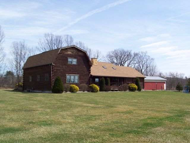136 Roe Road Melrose, NY 12121 - Photo 2 of 12 Photo 2