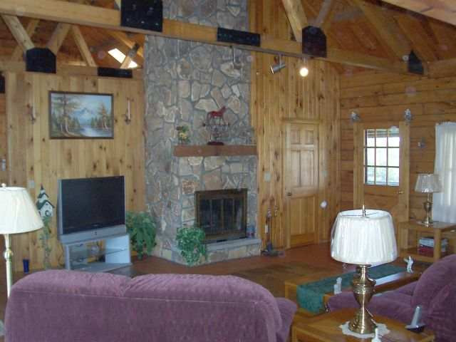 136 Roe Road Melrose, NY 12121 - Photo 3 of 12 Photo 3