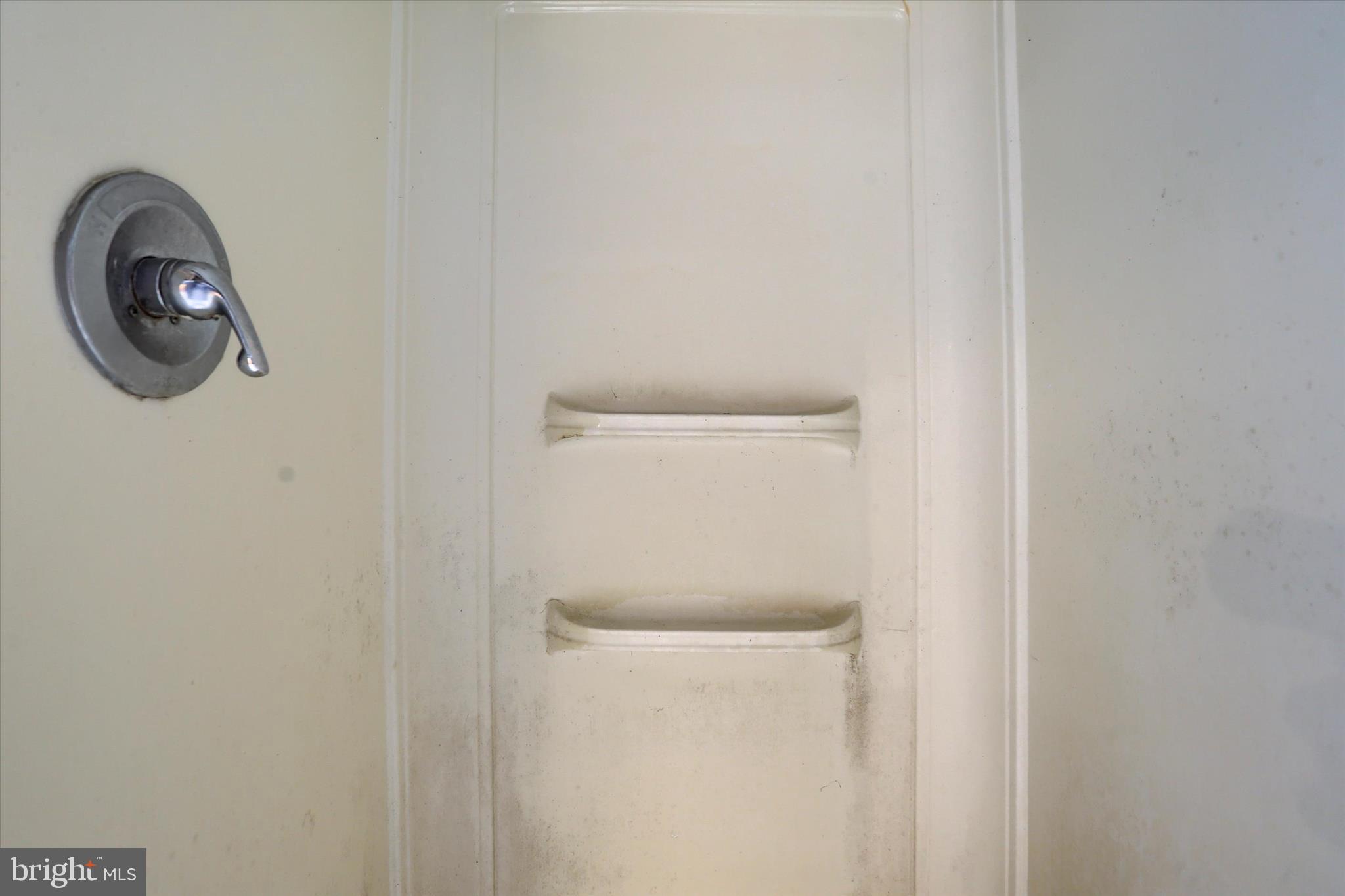 678 Littlestown Road Littlestown, PA 17340 - Photo 29 of 53 a close up of a washer and dryer