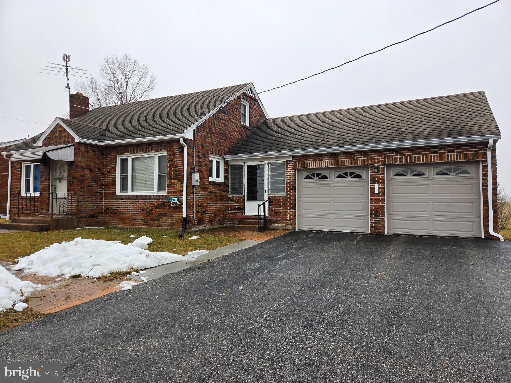 678 Littlestown Road Littlestown, PA 17340 - Photo 52 of 55 front view of a house with a stove