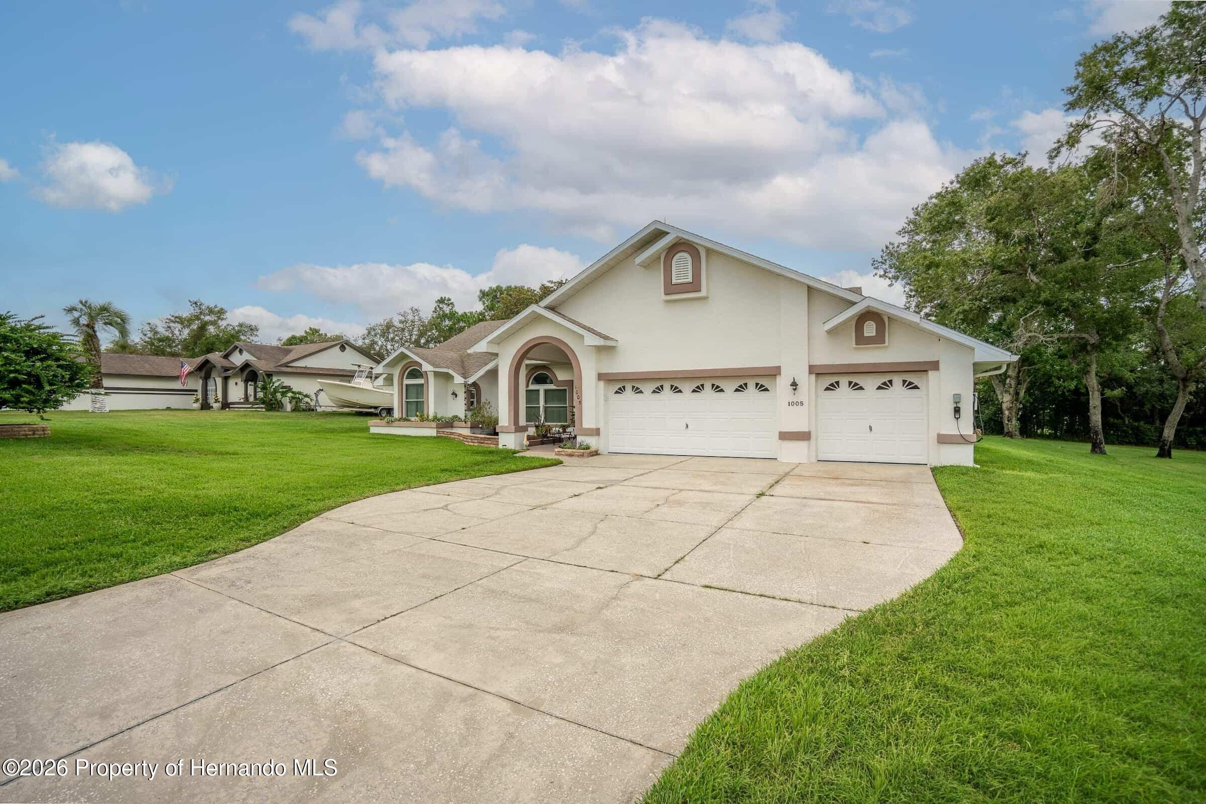 1005 Druid Road Spring Hill, FL 34609 - Photo 2 of 48