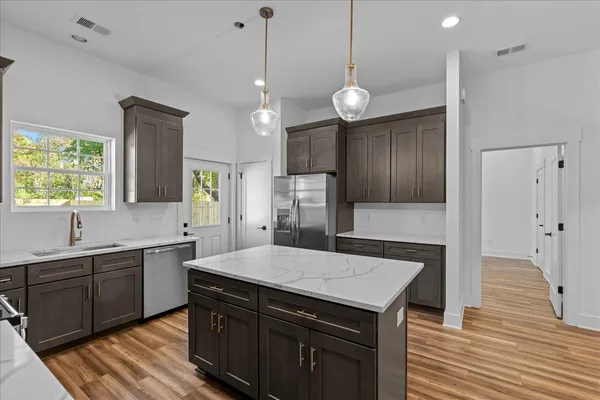 $634,000 | 329 Seneca Drive, Nashville, TN 37214