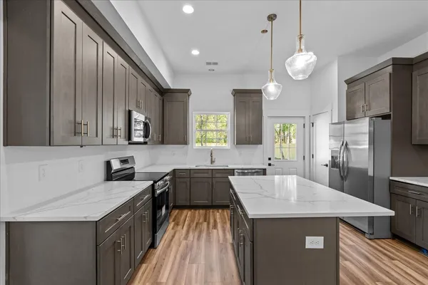 $634,000 | 329 Seneca Drive, Nashville, TN 37214