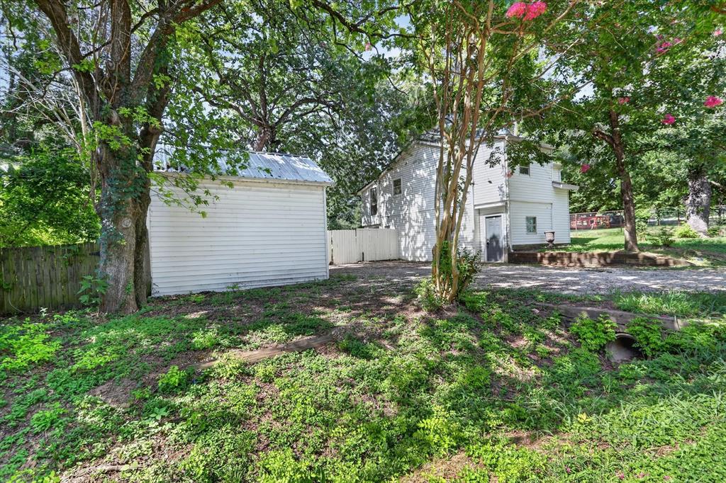 7239 Alcove Street Azle, TX 76020 - Photo 2 of 22