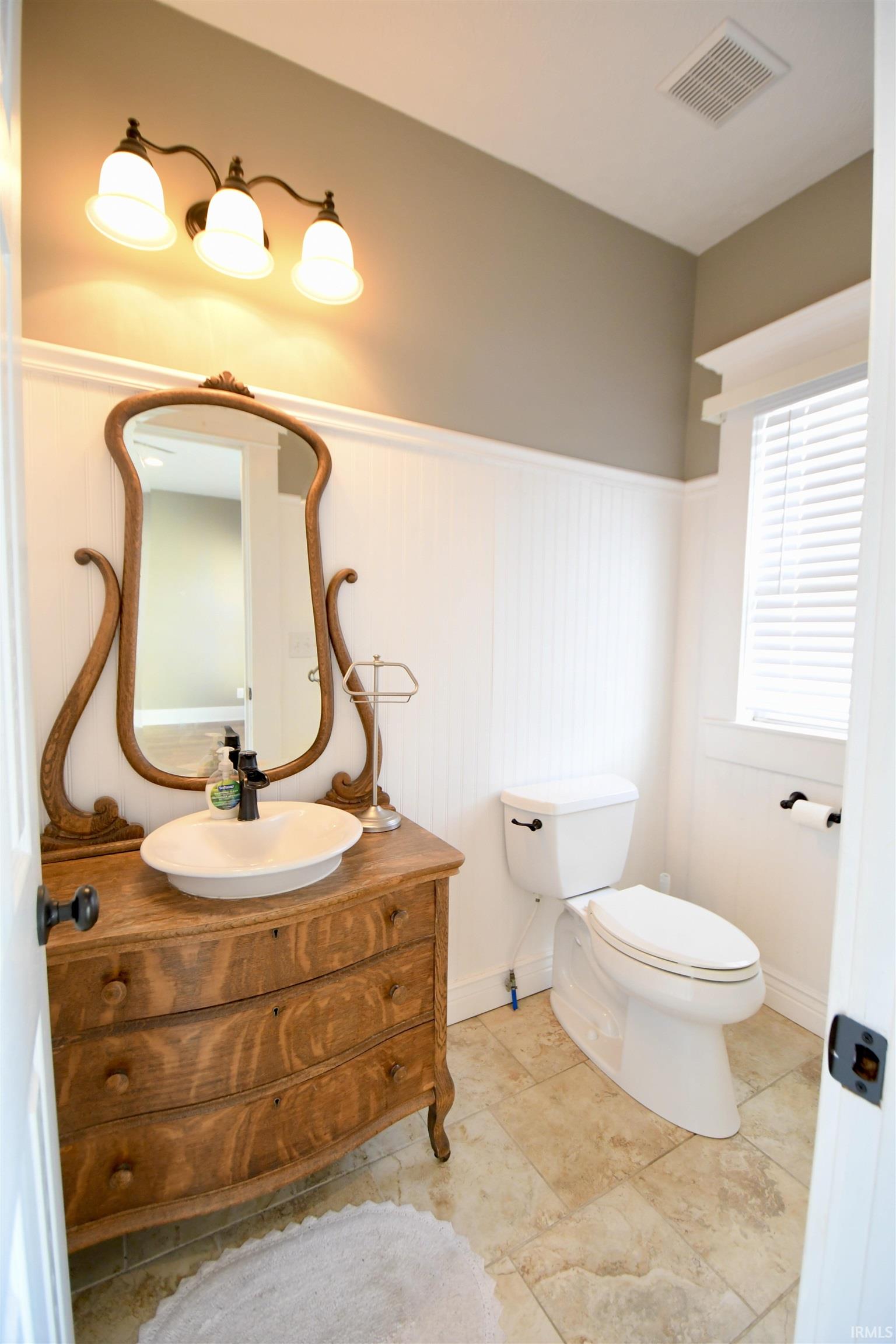 502 R Street Bedford, IN 47421 - Photo 14 of 29