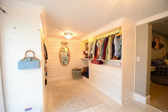 $374,900 | 502 R Street, Bedford, IN 47421