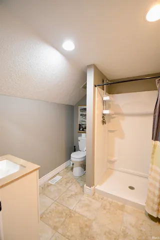 $359,900 | 502 R Street, Bedford, IN 47421