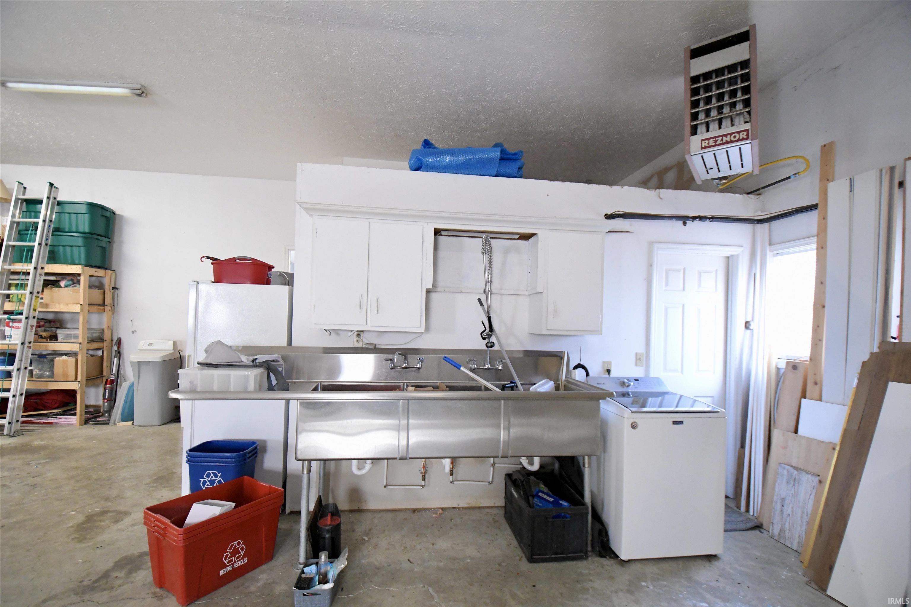 502 R Street Bedford, IN 47421 - Photo 24 of 29