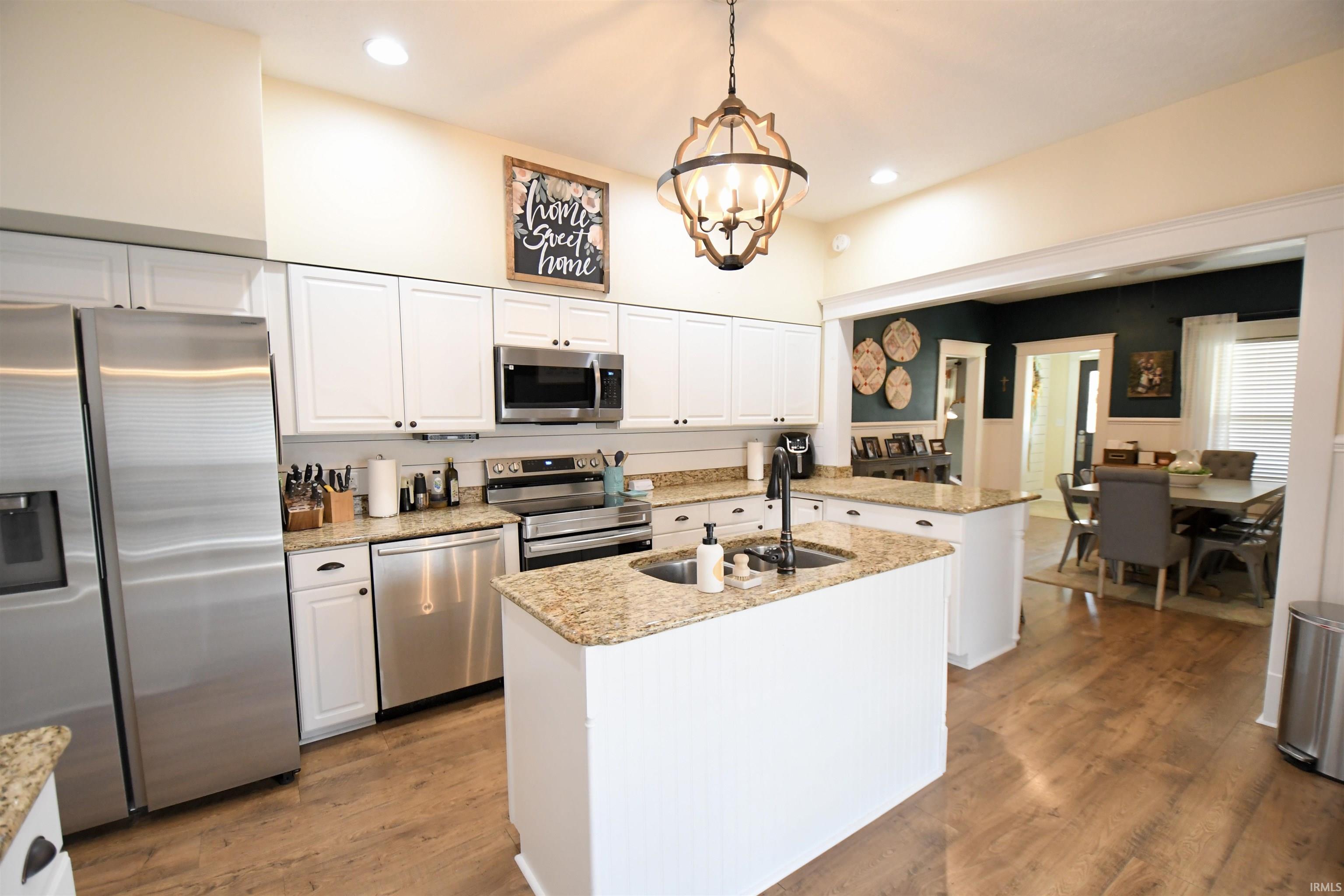 502 R Street Bedford, IN 47421 - Photo 8 of 36