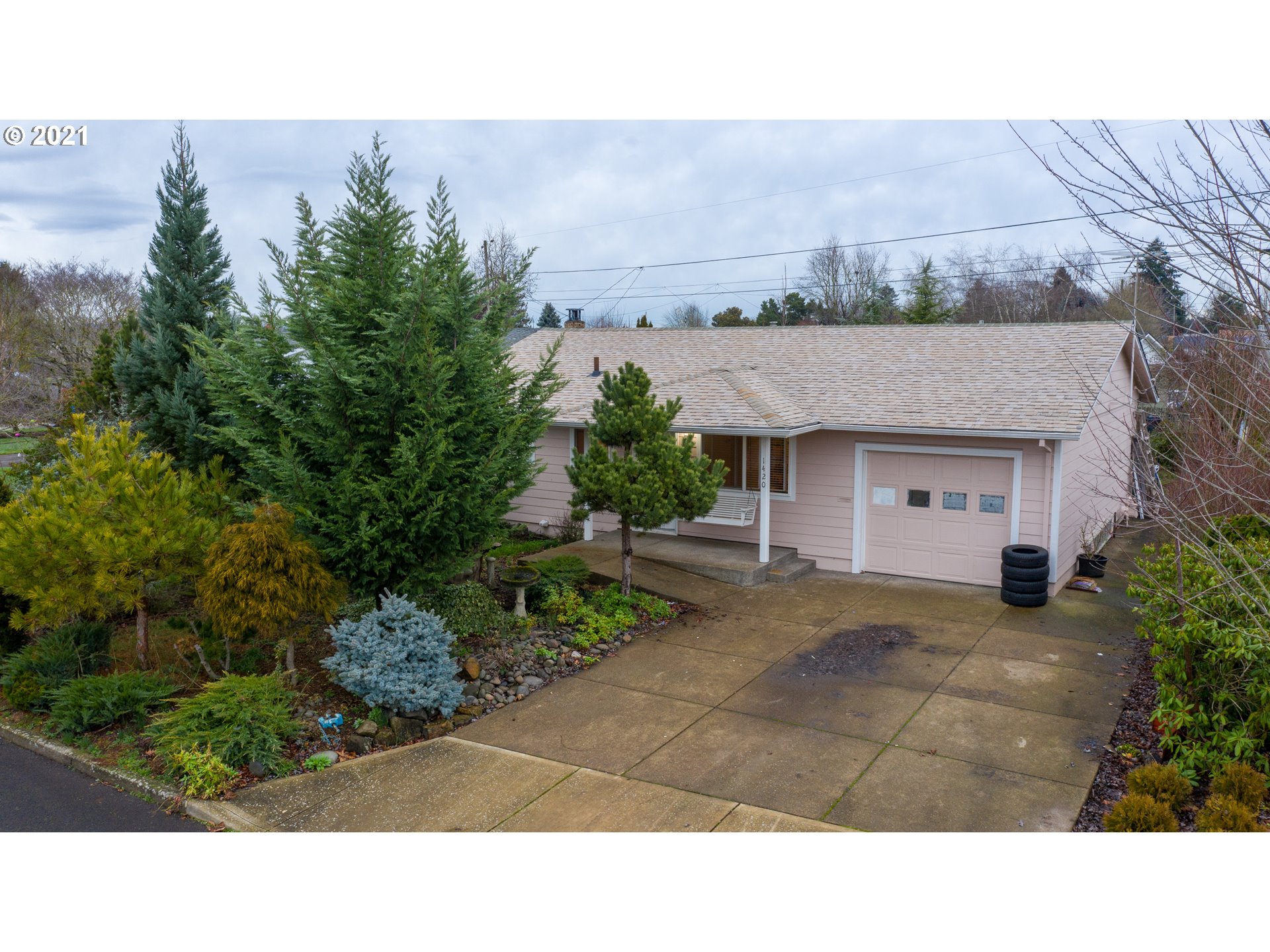 1420 Thompson Road Woodburn, OR 97071 - Photo 18 of 19 Gallery Image 18