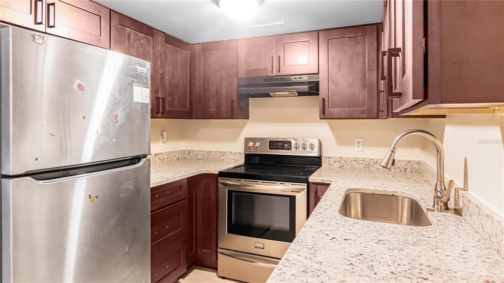 4880 Lake Ridge Road, Unit 7 Orlando, FL 32808 - Photo 7 of 23