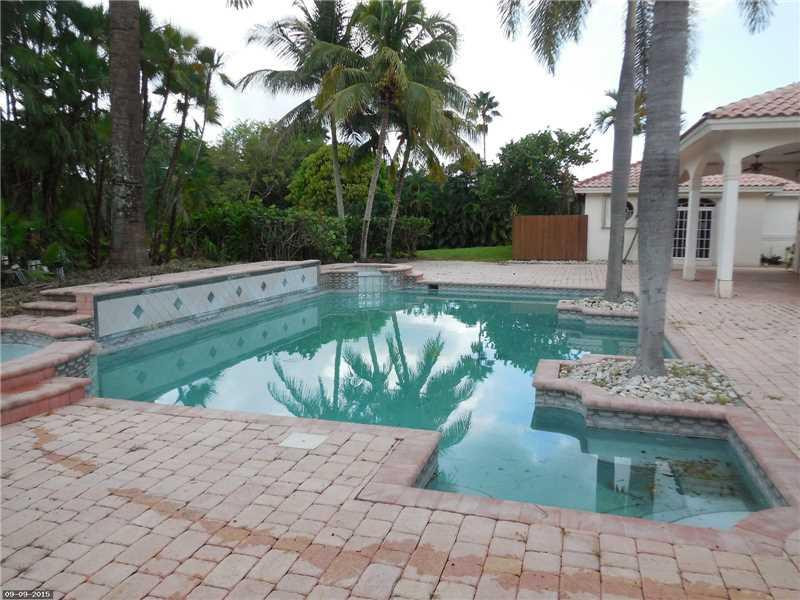 5106 Southwest 198th Terrace Southwest Ranches, FL 33332 - Photo 12 of 20 Swimming Pool/Hot Tub/Sauna