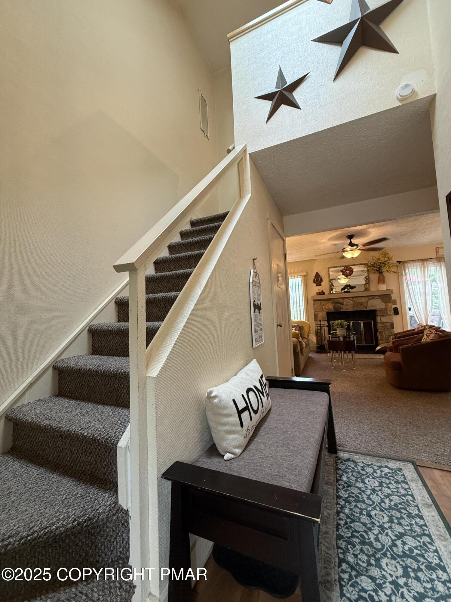 120 Snow Ridge Circle Lake Harmony, PA 18624 - Photo 17 of 29 Foyer to 2nd floor