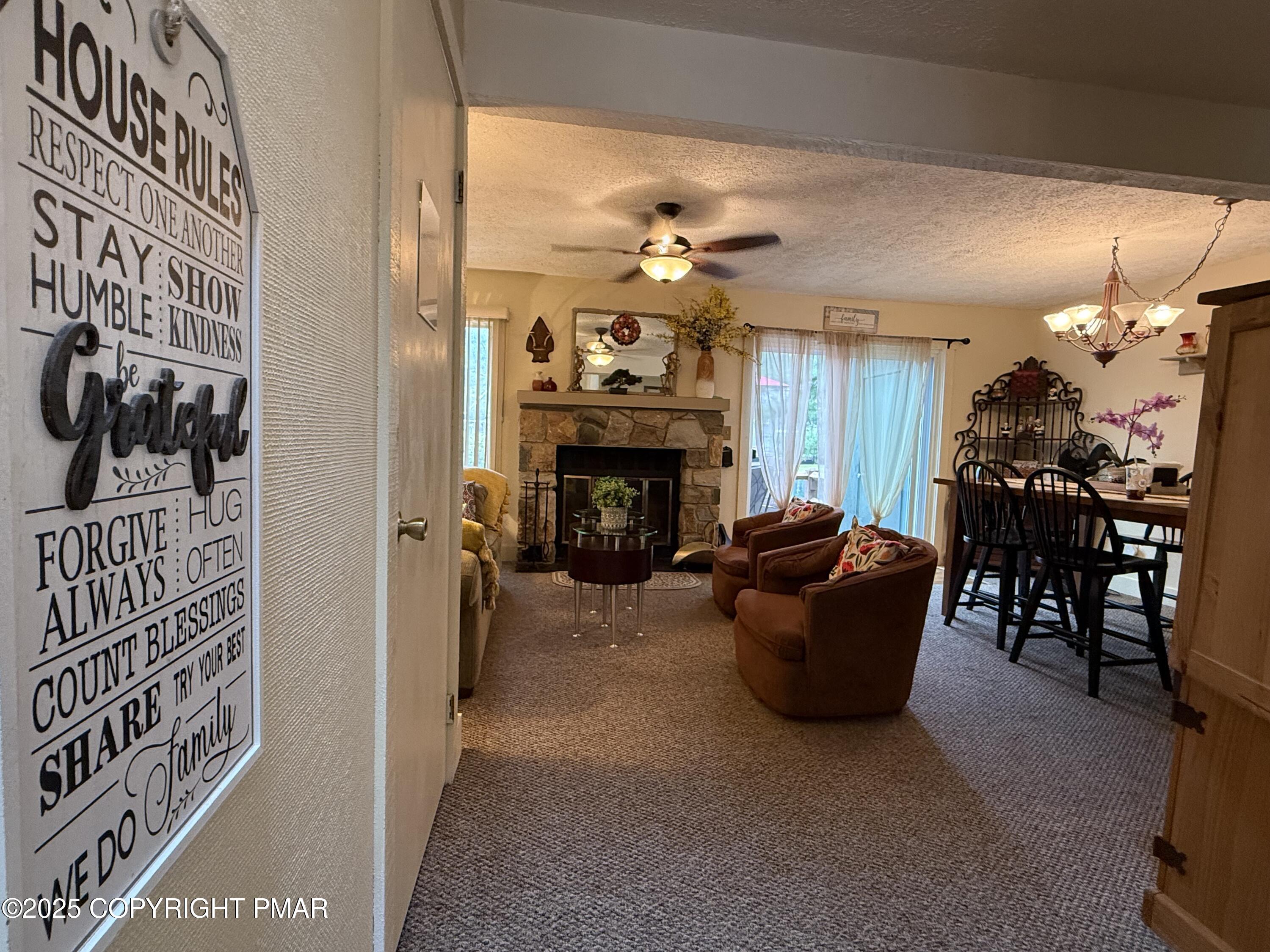 120 Snow Ridge Circle Lake Harmony, PA 18624 - Photo 5 of 29 Hallway into Living Room