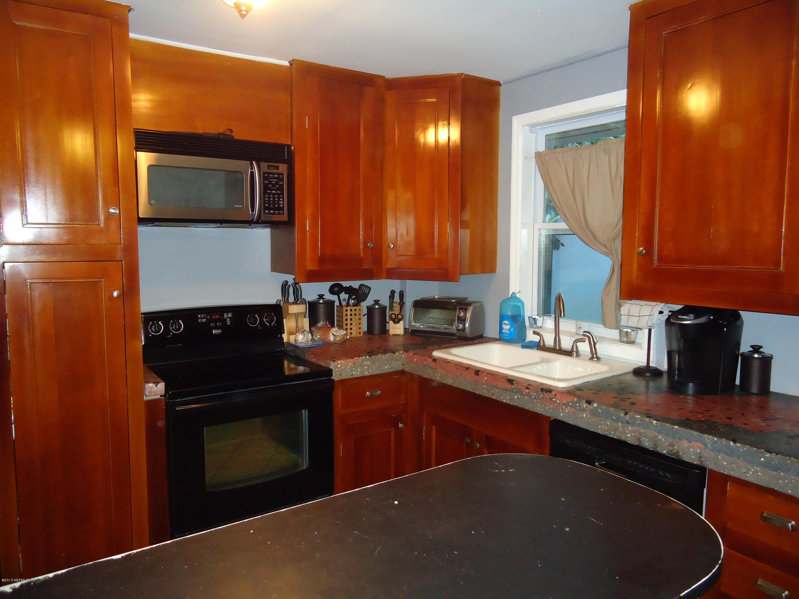 501 Levy Road Atlantic Beach, FL 32233 - Photo 8 of 14 Kitchen