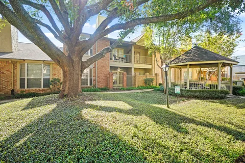 $143,000 | 11201 Lynbrook Drive, Unit 3503, Houston, TX 77042