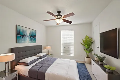 $143,000 | 11201 Lynbrook Drive, Unit 3503, Houston, TX 77042