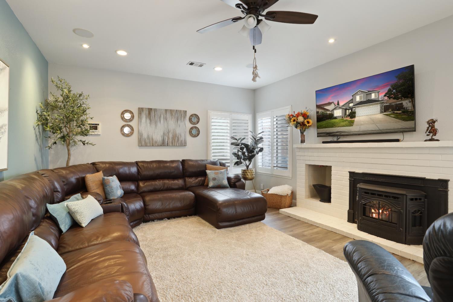 1295 Cornucopia Place Tracy, CA 95377 - Photo 25 of 55