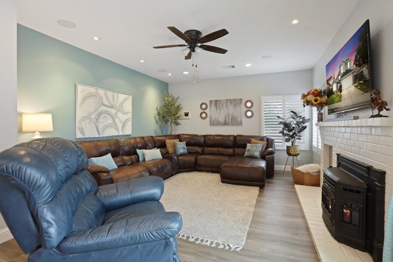 1295 Cornucopia Place Tracy, CA 95377 - Photo 26 of 55