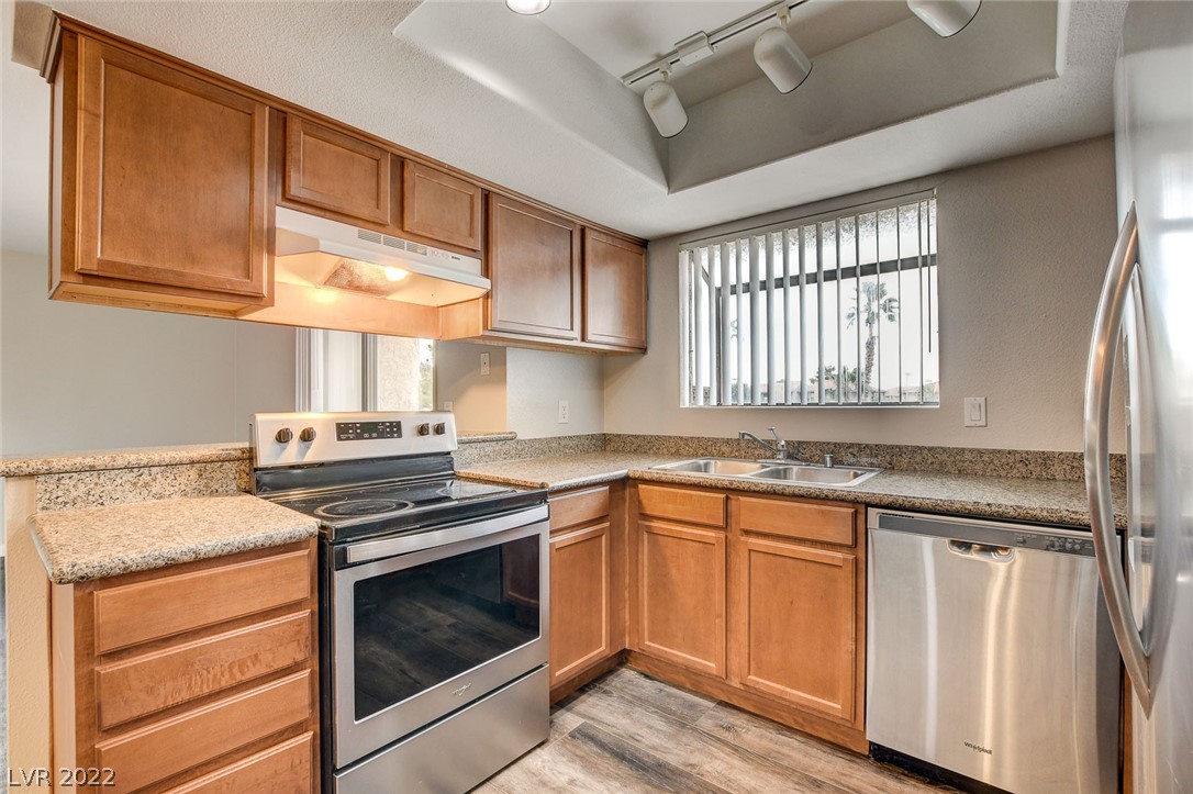 7300 West Pirates Cove Road, Unit 2014 Las Vegas, NV 89145 - Photo 3 of 48