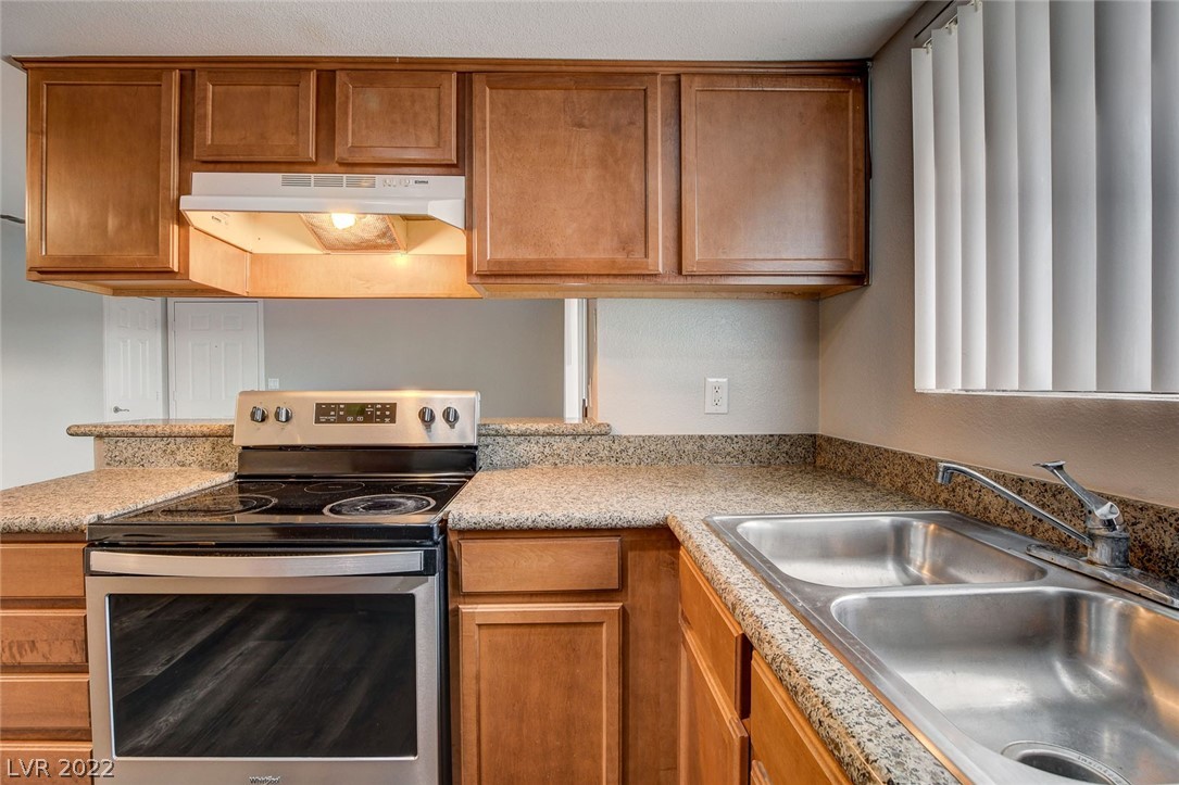 7300 West Pirates Cove Road, Unit 2014 Las Vegas, NV 89145 - Photo 6 of 48