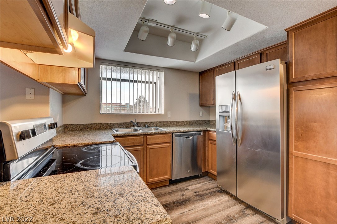 7300 West Pirates Cove Road, Unit 2014 Las Vegas, NV 89145 - Photo 8 of 48