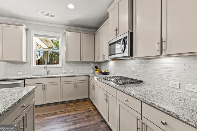 $749,900 | 676 Genesee Point, Newnan, GA 30263