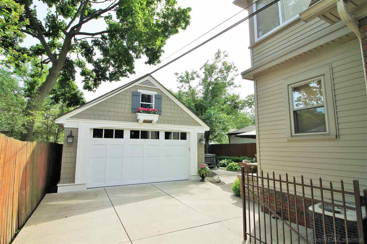 469 Touraine Road Grosse Pointe, MI 48236 - Photo 46 of 57 50078705-45.JPG