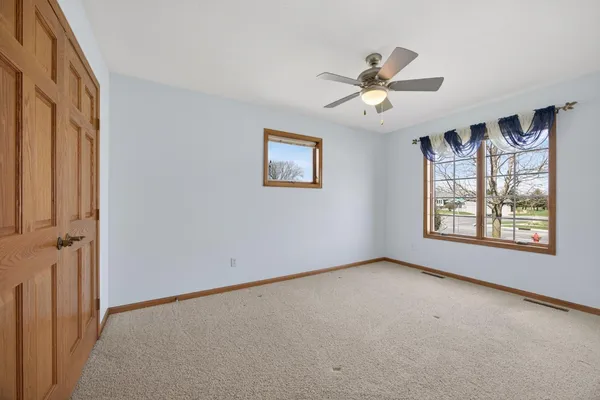 $465,000 | 802 Timothy Drive Southeast, Stewartville, MN 55976