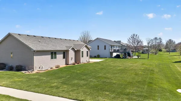 $465,000 | 802 Timothy Drive Southeast, Stewartville, MN 55976