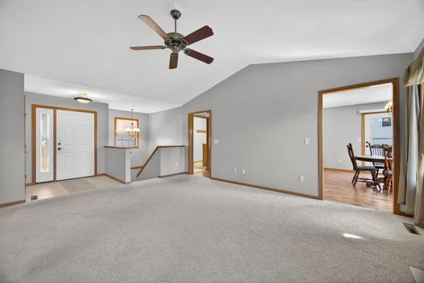$465,000 | 802 Timothy Drive Southeast, Stewartville, MN 55976