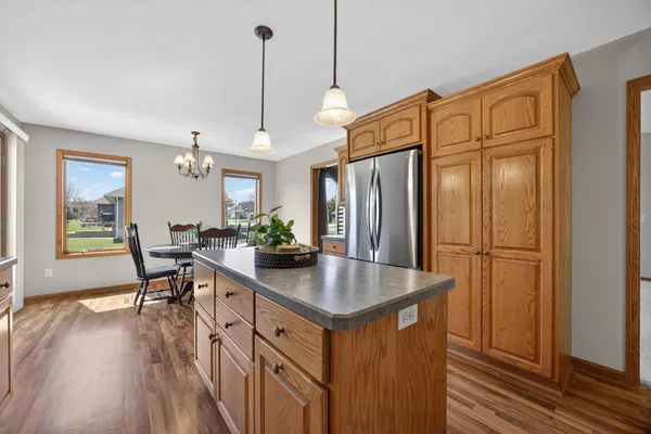 $465,000 | 802 Timothy Drive Southeast, Stewartville, MN 55976