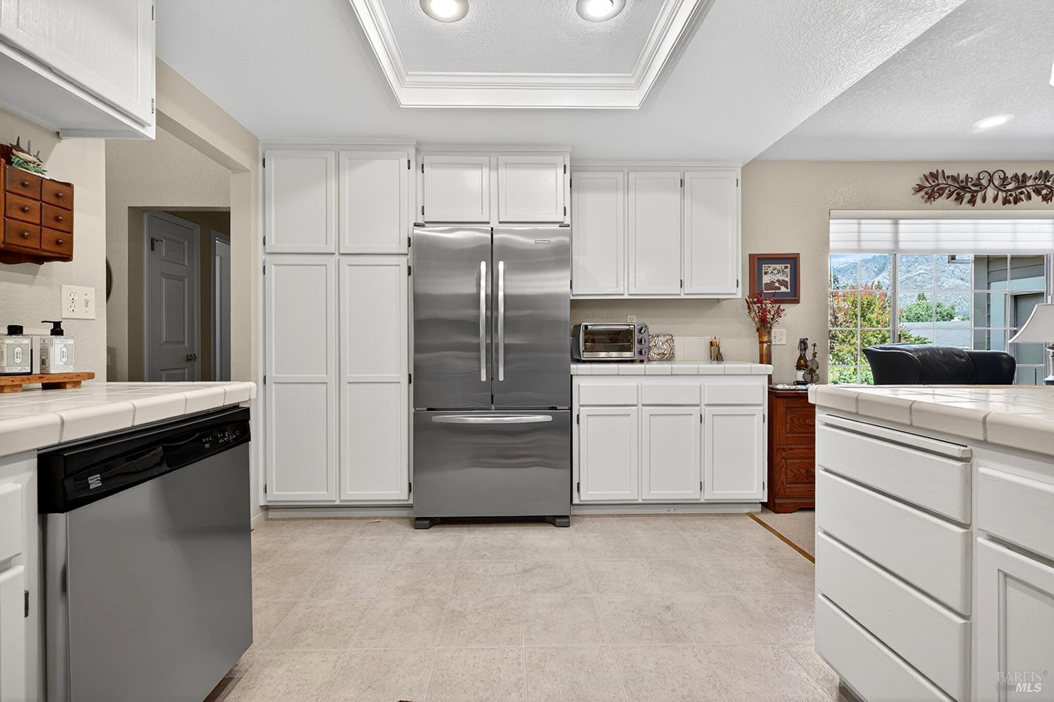 317 Miramonte Place Santa Rosa, CA 95409 - Photo 14 of 48