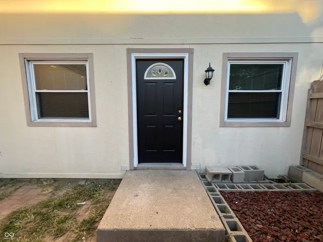 $1,195 | 8392 Punto Alto Drive, Indianapolis, IN 46227