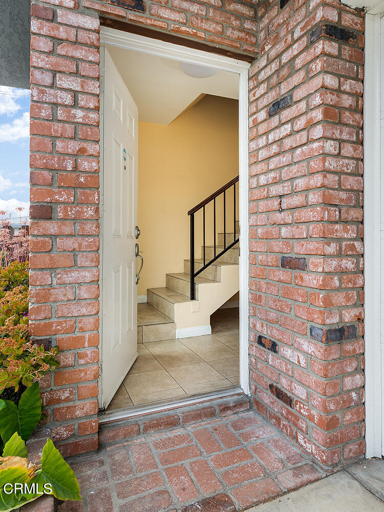 159-161 May Avenue Monrovia, CA 91016 - Photo 18 of 33 a view of an entryway