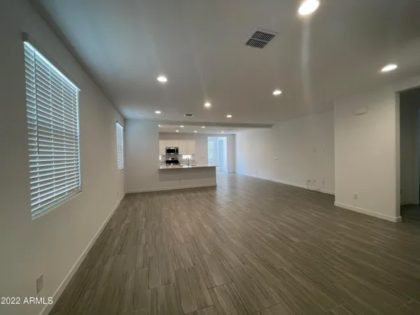 $2,395 | 9343 West Glenrosa Avenue, Phoenix, AZ 85037